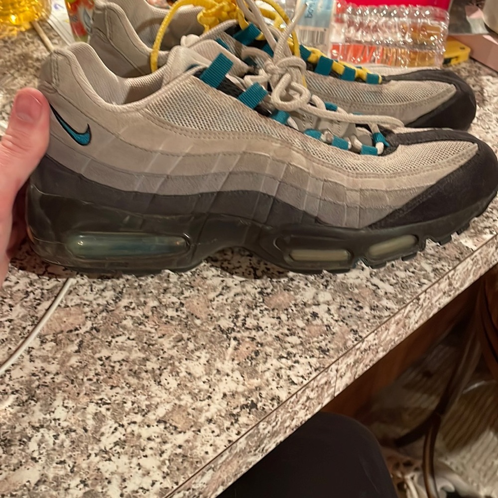 Nike air max 95 worn but good condition size 10.5